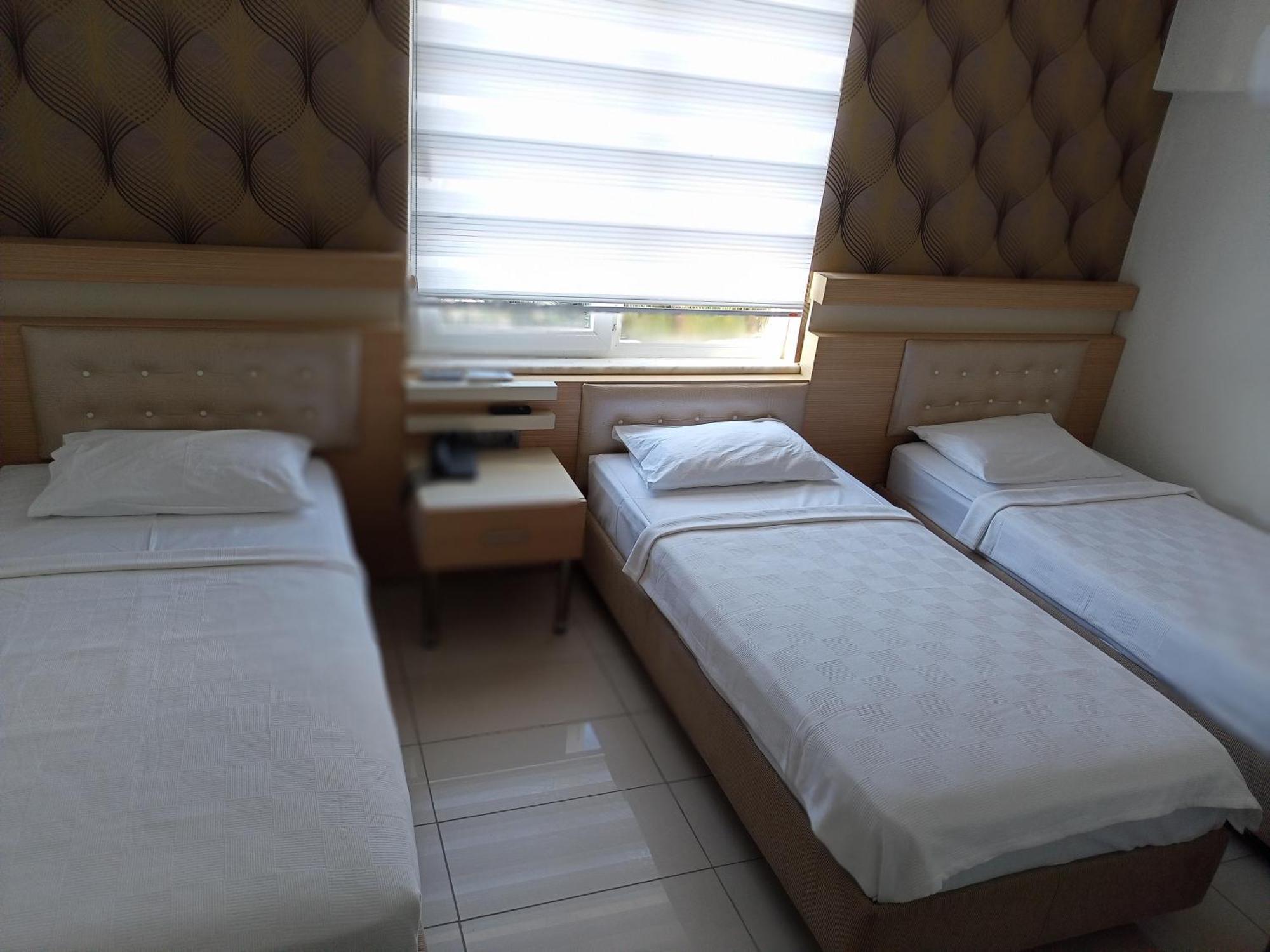 Antalya Konyaalti Guenduez Otel Bagian luar foto