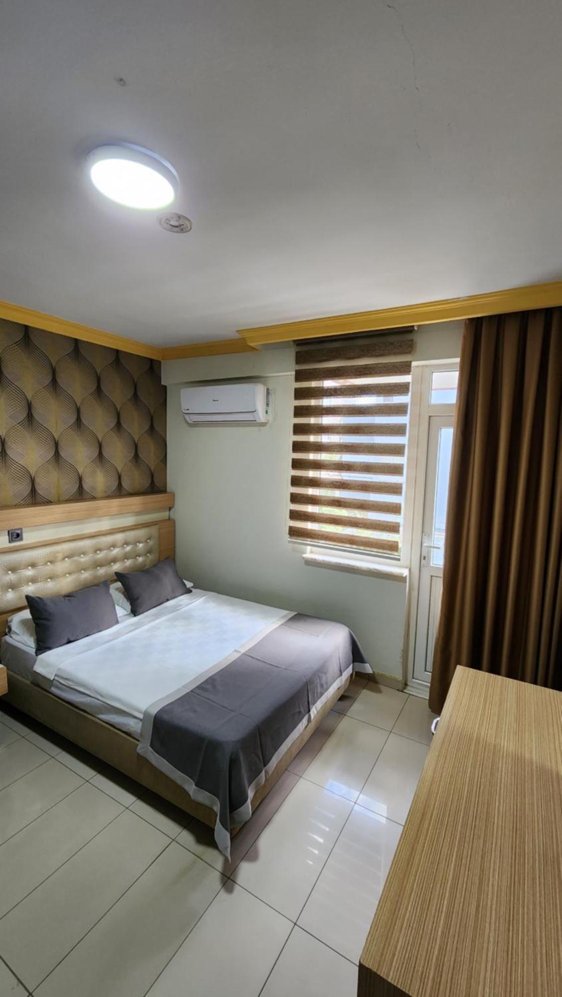 Antalya Konyaalti Guenduez Otel Bagian luar foto