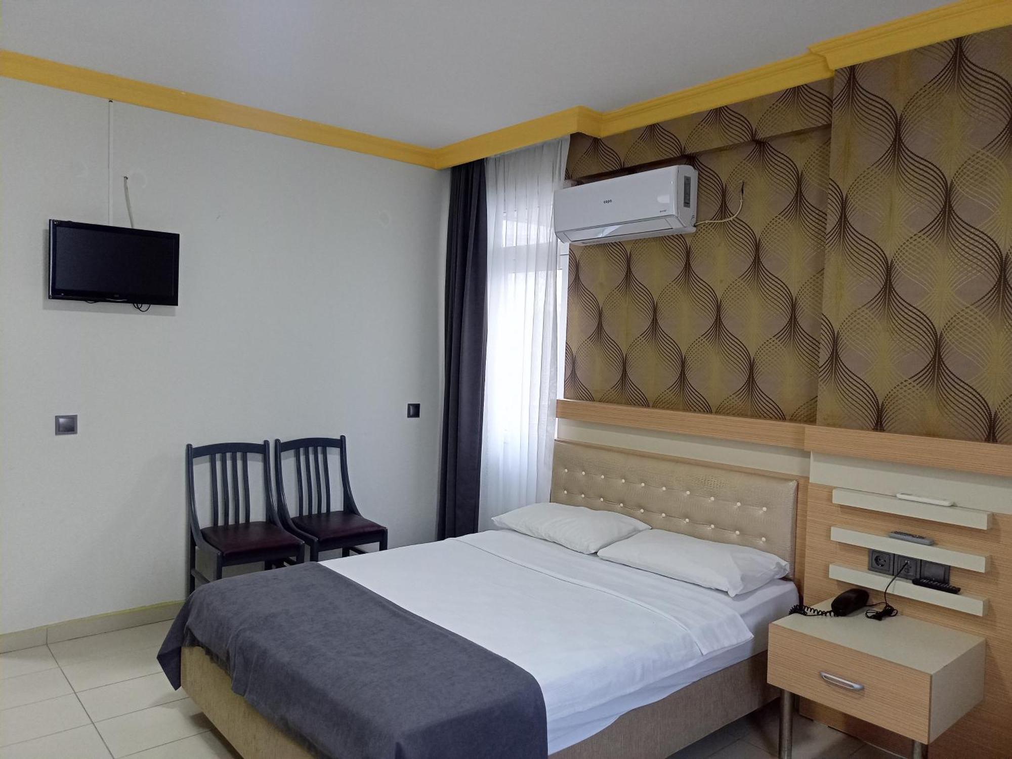 Antalya Konyaalti Guenduez Otel Bagian luar foto